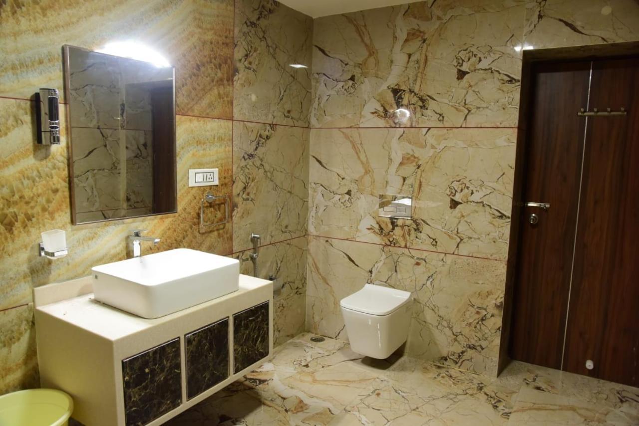 Faizābād Kamay The Kohinoor Palace - A Heritage Hotel מראה חיצוני תמונה